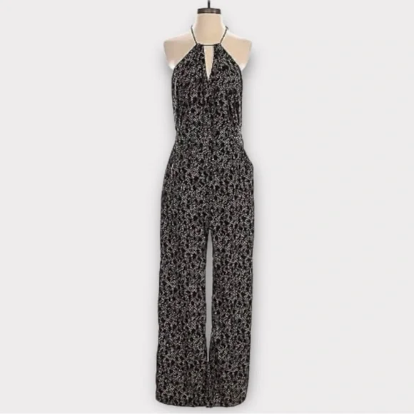 Banana Republic Factory Halter Style Jumpsuit. Animal Print. Size 6. Like New. - Picture 3 of 15